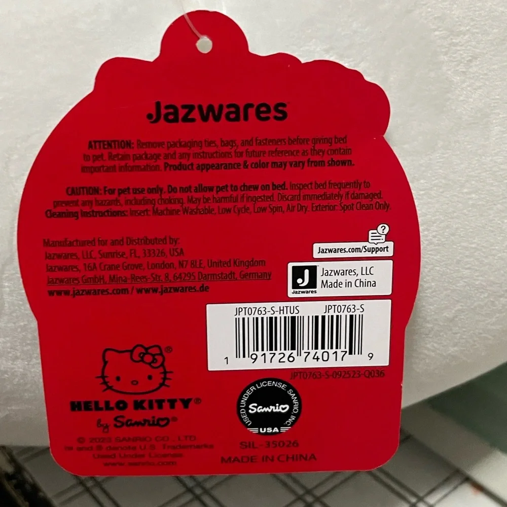 Hello Kitty Pet Bed